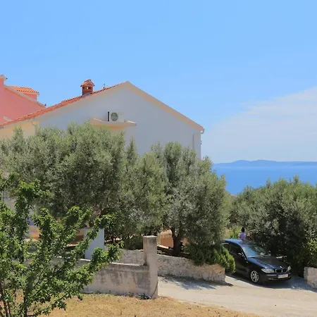 Apartment By The Sea Mavarstica, Ciovo - 18651 *